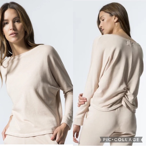 Monrow shirred back tan crew neck long sleeve shirt sweater Size XS